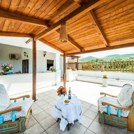 Cottage In Campagna A Castelsardo - Whole House Castelsardo